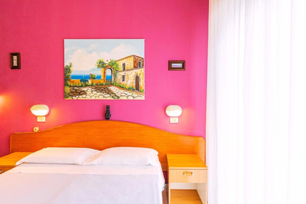 Hotel Arlino Rimini Luaran gambar