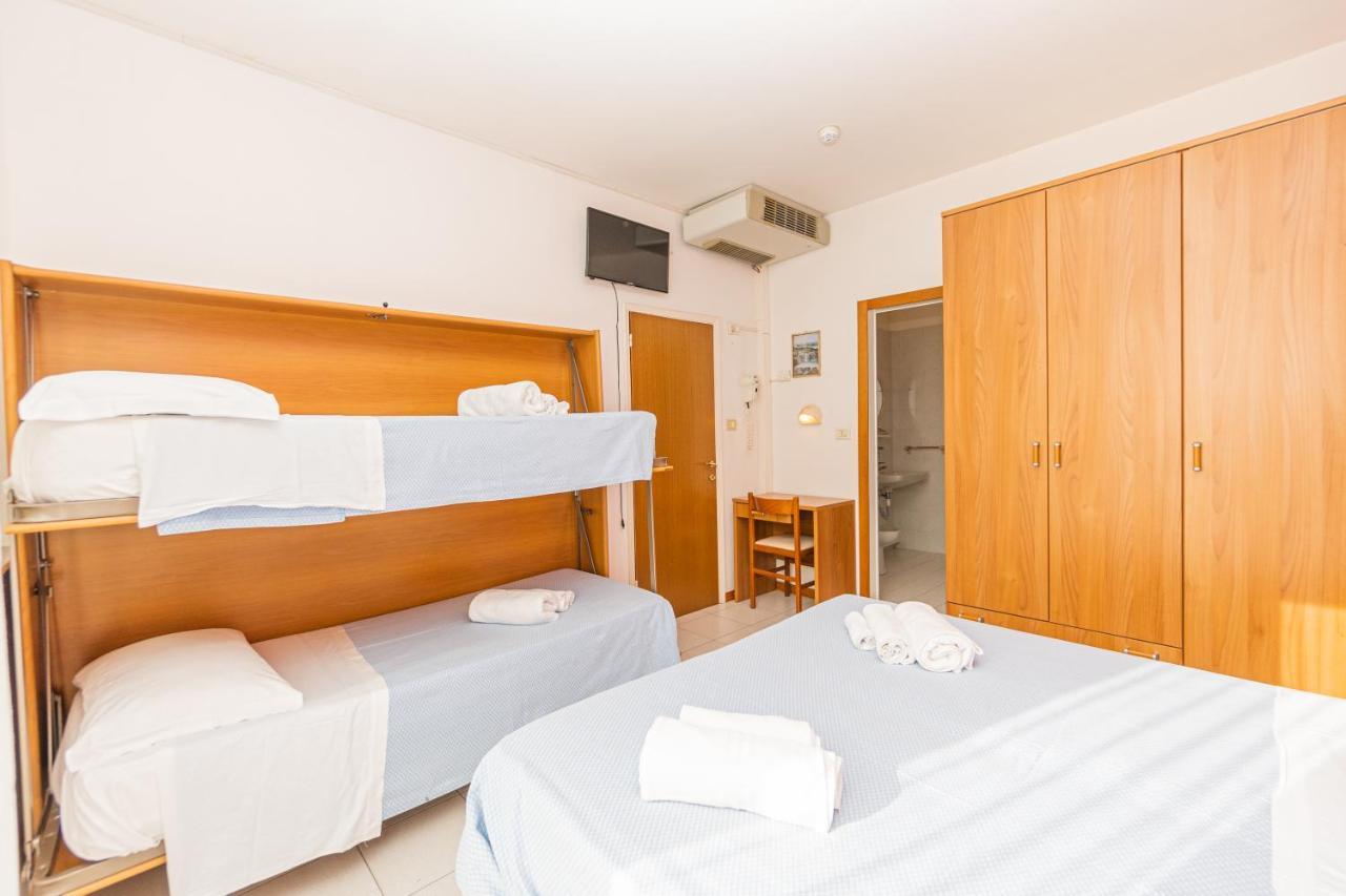 Hotel Arlino Rimini Luaran gambar