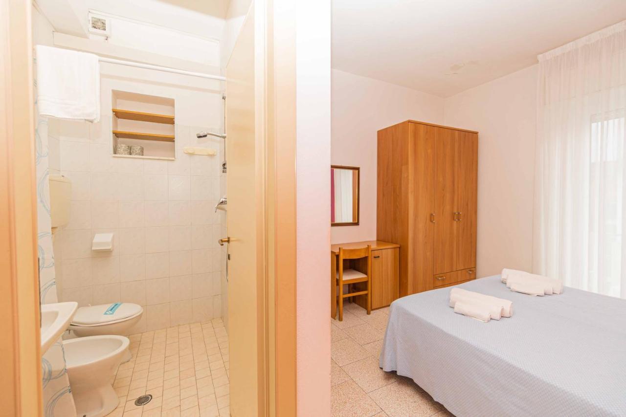 Hotel Arlino Rimini Luaran gambar
