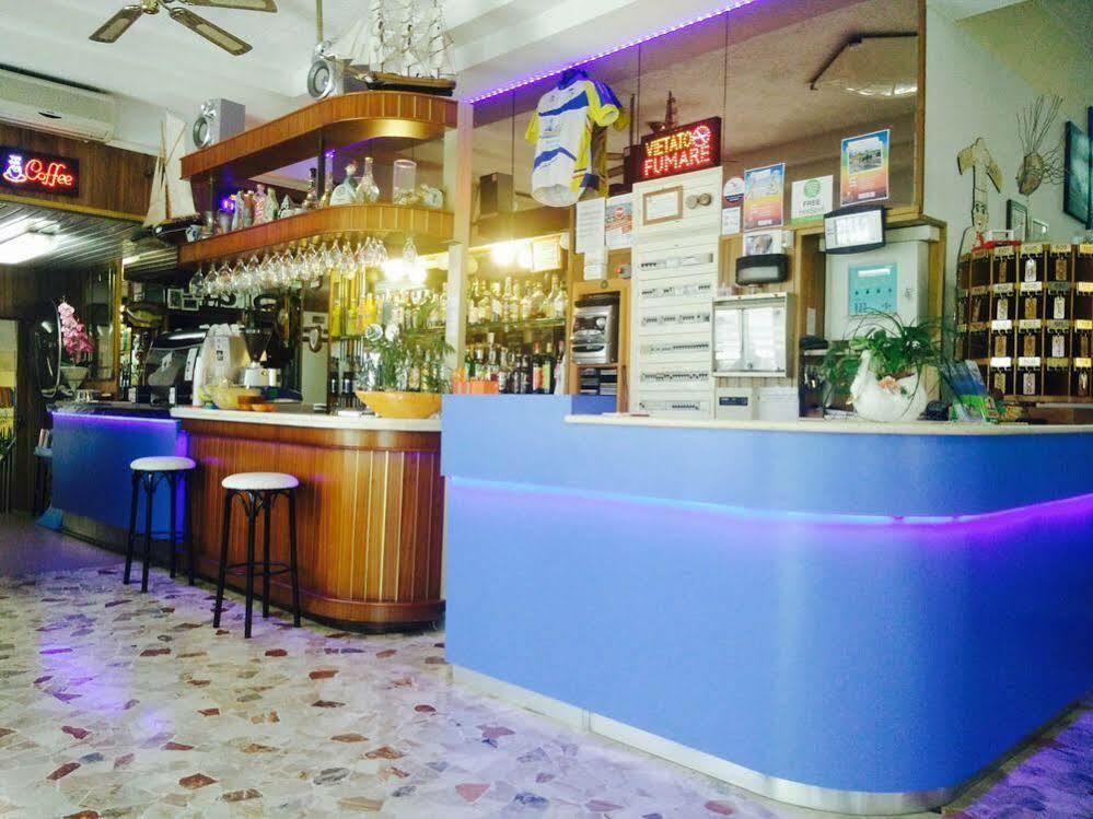 Hotel Arlino Rimini Luaran gambar