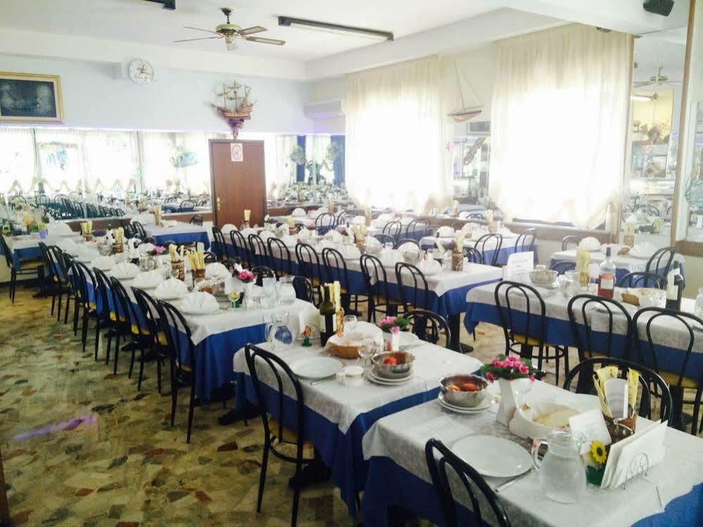 Hotel Arlino Rimini Luaran gambar